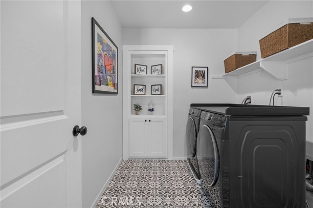 Detail Gallery Image 31 of 75 For 11932 Stonefield Dr, Corona,  CA 92883 - 4 Beds | 2/1 Baths