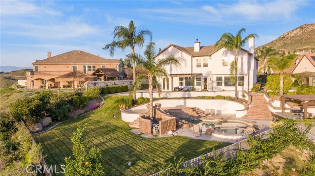 Detail Gallery Image 6 of 62 For 290 Cross Rail, Norco,  CA 92860 - 5 Beds | 4/1 Baths