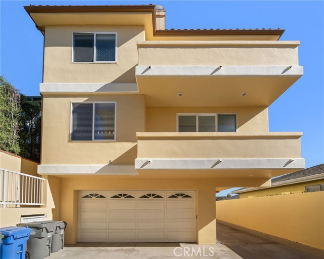 Detail Gallery Image 49 of 60 For 204 N Prospect #B,  Redondo Beach,  CA 90277 - 4 Beds | 3 Baths