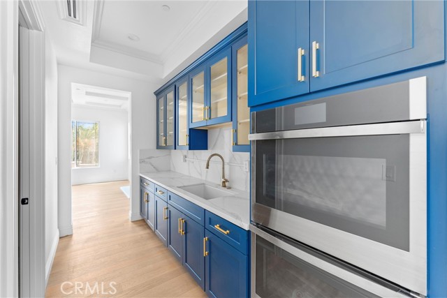 Detail Gallery Image 21 of 74 For 17190 Small Canyon Ln, Riverside,  CA 92506 - 6 Beds | 6/1 Baths