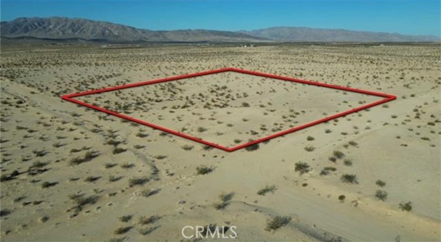 Detail Gallery Image 1 of 5 For 39301 Grimm Ave, Twentynine Palms,  CA 92277 - – Beds | – Baths