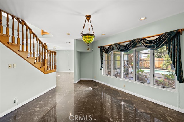 Detail Gallery Image 11 of 49 For 8001 Alverstone Ave, Los Angeles,  CA 90045 - 3 Beds | 4 Baths