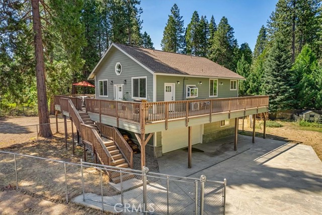 Detail Gallery Image 2 of 41 For 1231 W Scenic Dr, Mount Shasta,  CA 96067 - 4 Beds | 2 Baths