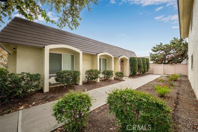 4112 Avenida Sevilla