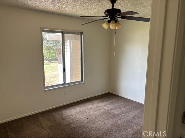 Detail Gallery Image 10 of 15 For 21320 Santa Barbara Dr, Tehachapi,  CA 93561 - 3 Beds | 2 Baths