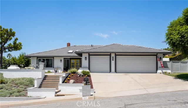 557 N Vecino Ave, Glendora, CA 91741