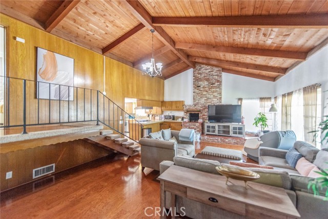 Image 2 of 31 For 1345 Jellick