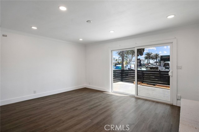 207 28th Street, Newport Beach CA: https://media.crmls.org/medias/e3d51c8f-4059-4b4c-a9e3-89100c54b08c.jpg