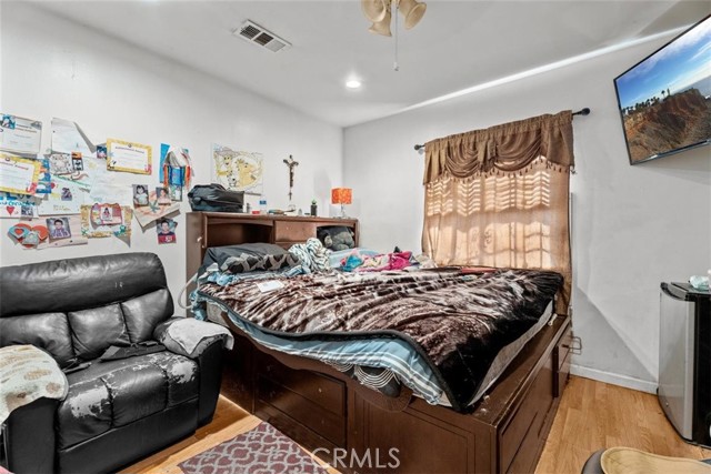 Detail Gallery Image 3 of 16 For 4415 Mettler St, Los Angeles,  CA 90011 - – Beds | – Baths