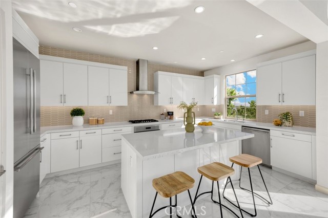 100 Soaring Eagle, Irvine CA: https://media.crmls.org/medias/e3d592a5-7922-4809-bf44-92ad19fe9427.jpg