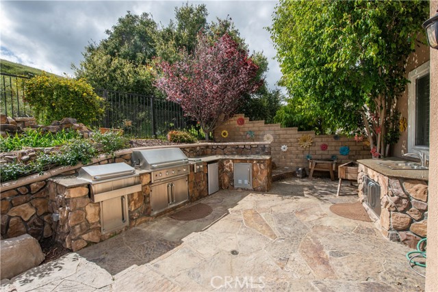 Detail Gallery Image 37 of 56 For 1235 Vintage Oak St, Simi Valley,  CA 93063 - 5 Beds | 4/1 Baths