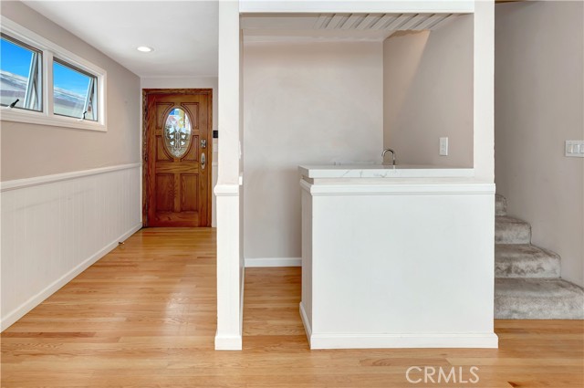 176 Sunset Terrace, Laguna Beach CA: https://media.crmls.org/medias/e3d6eca2-0b4e-4139-9513-83ca7ab912c6.jpg