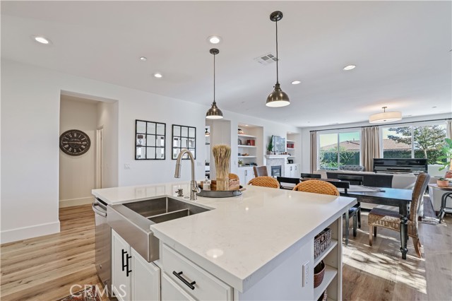 Detail Gallery Image 7 of 62 For 28658 Farrier Dr, Valencia,  CA 91354 - 3 Beds | 3/1 Baths