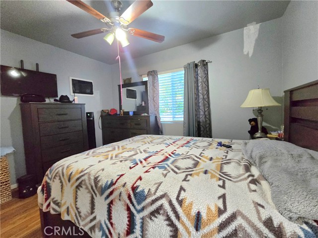 Detail Gallery Image 23 of 51 For 14023 Hubbard St, Sylmar,  CA 91342 - 7 Beds | 4 Baths