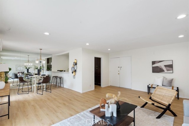 Detail Gallery Image 1 of 22 For 1127 E Del Mar Bld #427,  Pasadena,  CA 91106 - 1 Beds | 1 Baths