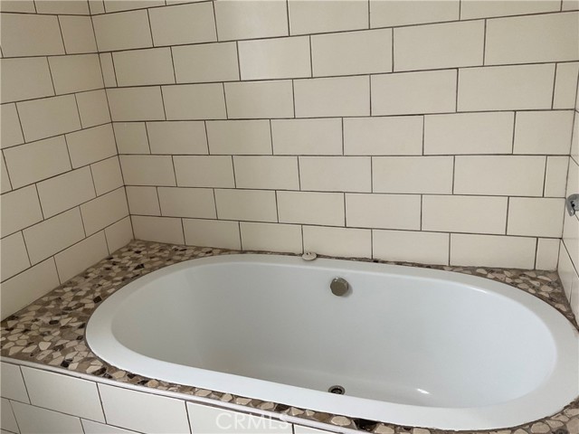 Detail Gallery Image 20 of 26 For 961 W 47th St, Los Angeles,  CA 90037 - – Beds | – Baths