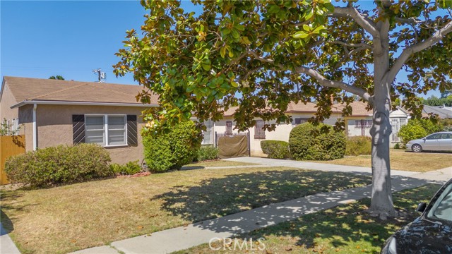 2939 Kelton Avenue, Los Angeles CA: https://media.crmls.org/medias/e3d9f416-e9e9-459a-9a1e-254149996e94.jpg