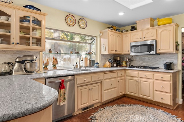 Detail Gallery Image 13 of 52 For 14365 Troy Way, Magalia,  CA 95954 - 3 Beds | 2 Baths