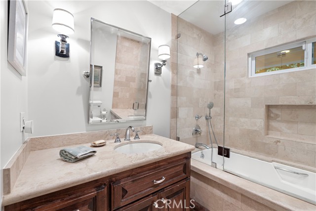 854 Guanajuato Drive, Claremont CA: https://media.crmls.org/medias/e3db467e-485a-4daa-804c-5341b1c2f669.jpg