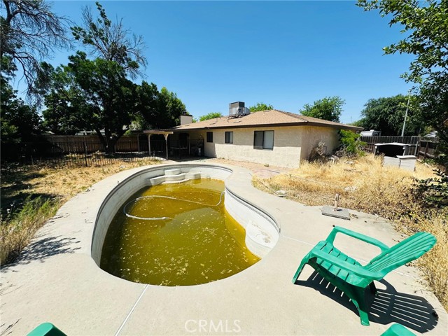 Image 15 of 16 For 4531 Malibu Avenue