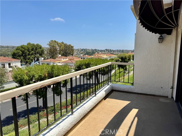 Detail Gallery Image 32 of 32 For 22342 Estallens #42,  Mission Viejo,  CA 92692 - 3 Beds | 2/1 Baths