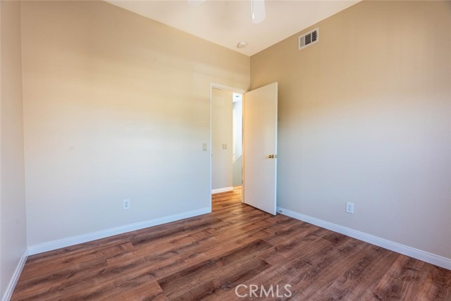 Detail Gallery Image 21 of 42 For 27807 Crown Court Cir #3,  Valencia,  CA 91354 - 3 Beds | 2/1 Baths