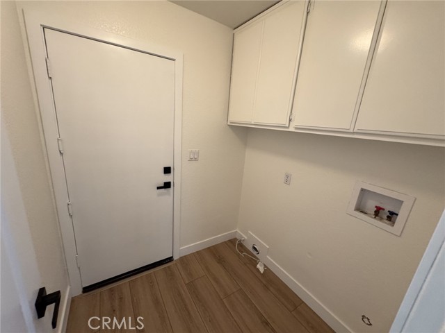 Detail Gallery Image 12 of 26 For 9195 Desert Acacia, Corona,  CA 92883 - 3 Beds | 2 Baths