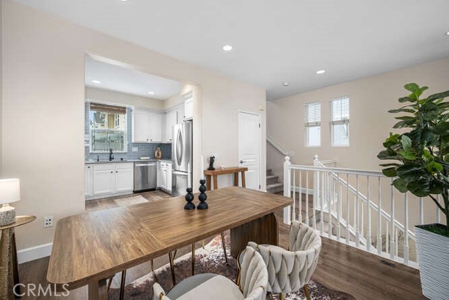 46 Hinterland Way, Ladera Ranch CA: https://media.crmls.org/medias/e3dcff04-b758-4738-a738-2135ee499f84.jpg