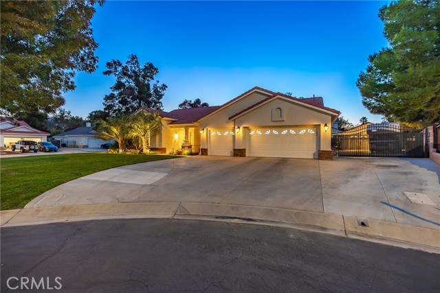 Detail Gallery Image 16 of 63 For 41011 Flagstone St, Palmdale,  CA 93551 - 4 Beds | 3 Baths