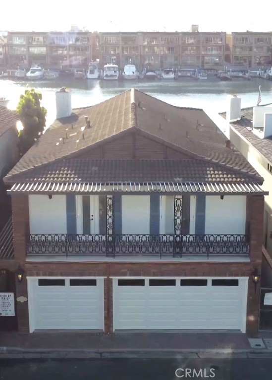 Detail Gallery Image 13 of 13 For 205 via Lido Soud, Newport Beach,  CA 92663 - 5 Beds | 4 Baths