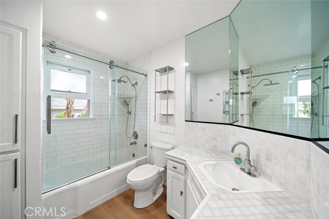 795 Saint Anns Drive, Laguna Beach CA: https://media.crmls.org/medias/e3e0c13f-5b4f-4ebc-aac2-8c37b79a9caf.jpg