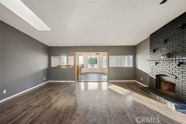 Detail Gallery Image 8 of 32 For 29247 Allan St, Lake Elsinore,  CA 92532 - 3 Beds | 2 Baths