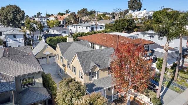 3109 Walnut Avenue, Manhattan Beach, California 90266, 3 Bedrooms Bedrooms, ,3 BathroomsBathrooms,Residential,Sold,Walnut,SB22255012