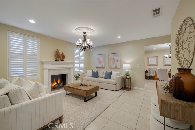 7390 Blackhawk Circle, Buena Park CA: https://media.crmls.org/medias/e3e26ca7-1293-4617-ad3c-4d89696f73dc.jpg