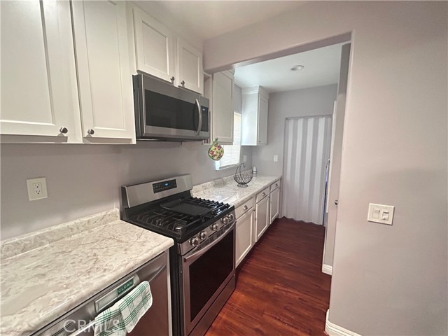 Detail Gallery Image 16 of 34 For 6217 Farmdale Ave, North Hollywood,  CA 91606 - 3 Beds | 2 Baths