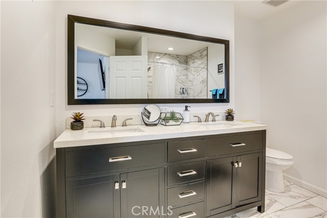 Detail Gallery Image 12 of 21 For 66560 Ocotillo, Desert Hot Springs,  CA 92240 - 4 Beds | 2 Baths