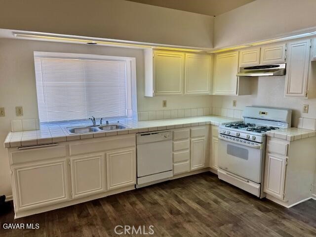 Detail Gallery Image 10 of 26 For 2125 Bramble Ln, Palmdale,  CA 93550 - 3 Beds | 2 Baths