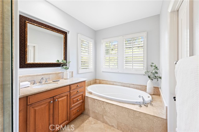 Detail Gallery Image 38 of 60 For 54 Valley Terrace, Irvine,  CA 92603 - 5 Beds | 4/1 Baths