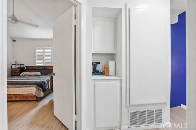 Detail Gallery Image 7 of 17 For 21814 Belshire Ave #2,  Hawaiian Gardens,  CA 90716 - 2 Beds | 2 Baths