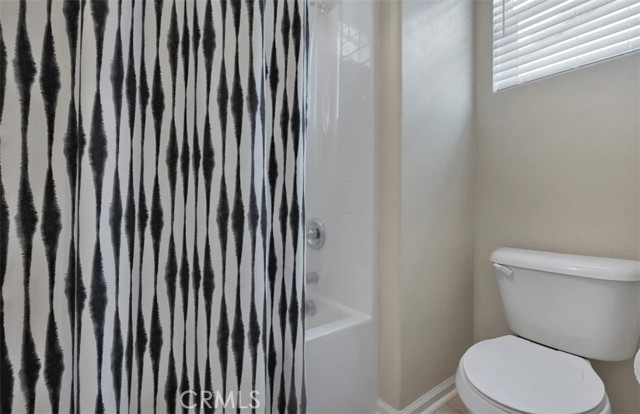 Detail Gallery Image 19 of 35 For 272 Crossroads Ln, Palmdale,  CA 93551 - 3 Beds | 2/1 Baths