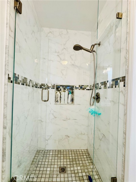 Detail Gallery Image 13 of 19 For 20392 Running Springs Ln, Huntington Beach,  CA 92646 - 4 Beds | 3 Baths