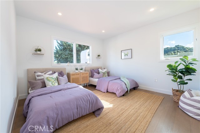 Detail Gallery Image 25 of 45 For 17153 Adlon Rd, Encino,  CA 91436 - 5 Beds | 5/1 Baths