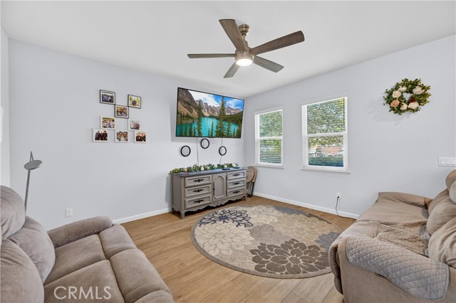 183 La Amistad, Hemet CA: https://media.crmls.org/medias/e3e7fa2d-43d3-4df8-b565-1af93b0a8423.jpg
