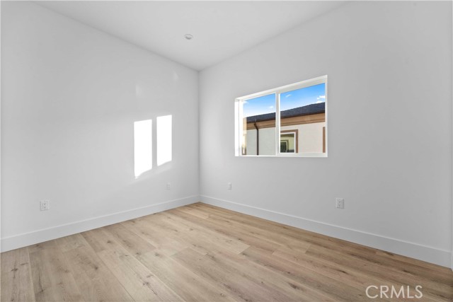 Detail Gallery Image 21 of 27 For 2809 190th Street #B,  Redondo Beach,  CA 90278 - 4 Beds | 3/1 Baths