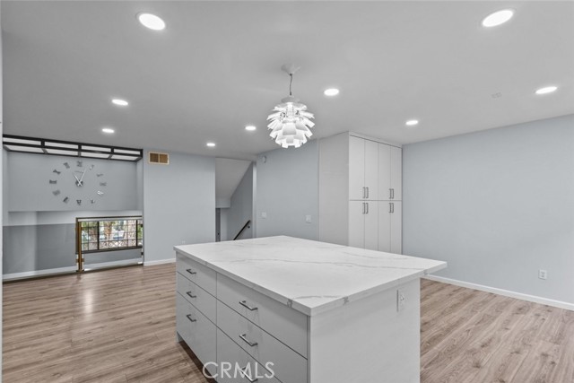 7130 Glade Avenue, Canoga Park CA: https://media.crmls.org/medias/e3e91362-097b-4539-898c-a0c23101b4d1.jpg