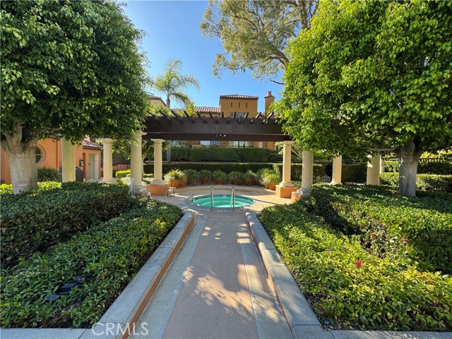 Detail Gallery Image 33 of 37 For 515 Bay Hill Dr, Newport Beach,  CA 92660 - 2 Beds | 2/1 Baths