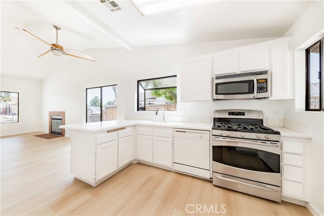 Detail Gallery Image 11 of 35 For 363 Blue Ridge Ln, San Jacinto,  CA 92583 - 2 Beds | 2 Baths