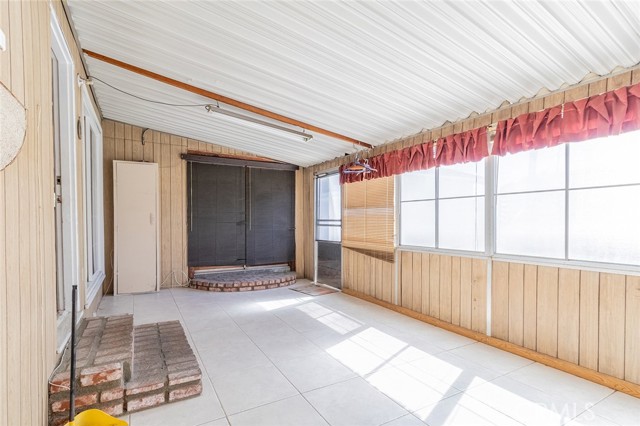 Detail Gallery Image 5 of 28 For 1209 N Puente, Brea,  CA 92821 - 3 Beds | 2 Baths