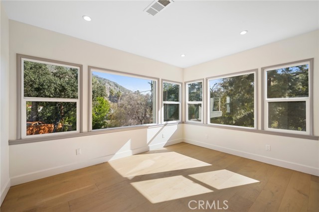 Detail Gallery Image 38 of 70 For 2065 E Altadena, Altadena,  CA 91001 - 7 Beds | 9 Baths