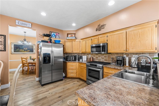 Detail Gallery Image 18 of 50 For 5522 Lighthouse Ln, Palmdale,  CA 93552 - 6 Beds | 3 Baths